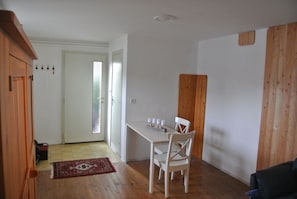 Wohn-Schlafzimmer Eingangsbereich