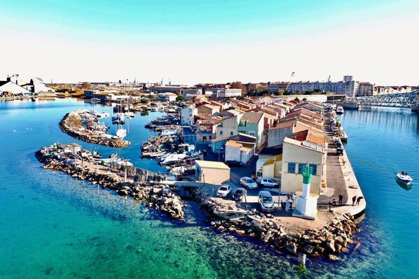 Marina