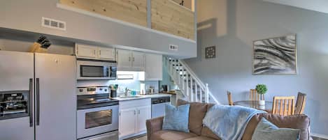 Falls Creek Vacation Rental | 3BR | 3BA | 1,161 Sq Ft | Stairs Required to Enter