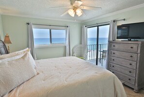 Gulf front master bedroom.