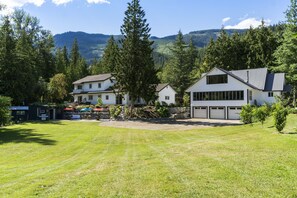 lawn and property view