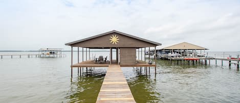 The private dock is available for your use!