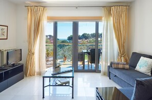 La Scala with Sea View