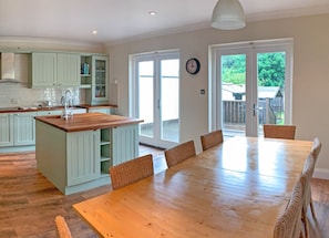 Churchmount Holiday Home Roundwood,  Modern Holiday Home in Roundwood County Wicklow