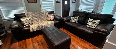 Find peace and relaxation with your close friends and family in this cozy living room.