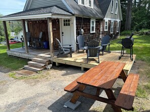 Outdoor deck