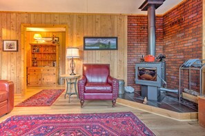 Living Room | Wood-Burning Stove