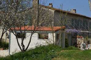 vue de la bâtisse
