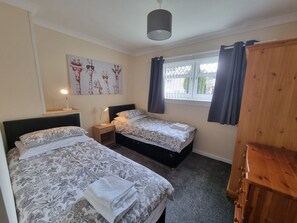 Twin Room 1 with two single beds