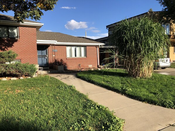 Front of the house 