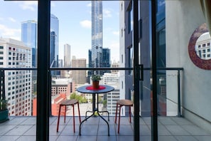 The balcony with superb city views