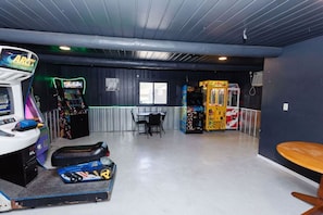 Spielezimmer