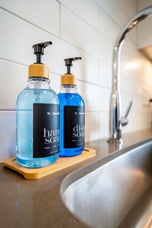 Bathroom amenities