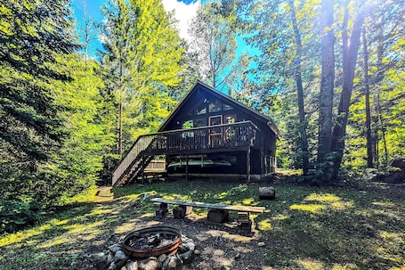 Elmira Vacation Rental | 3BR | 1BA | 1,100 Sq Ft | Stairs Required for Access