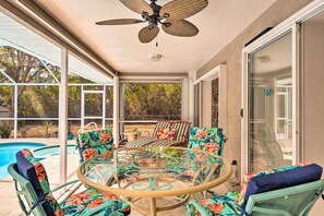 Lanai | Gas Grill | Outdoor Dining Area