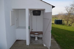 Outhouse toilet