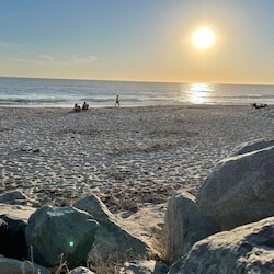 Enjoy the sights, sounds, air, ambiance, and entertainment of San Clemente Beach - All within walking distance!