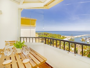 Cubo's Penthouse Cabopino Port Marbella +Parking