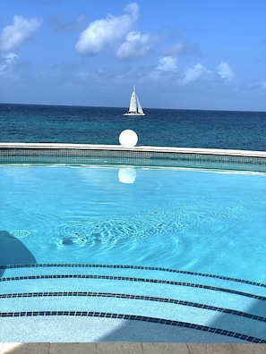  Ocean and beach facing amazing pool overlooking the azure Caribbean ocean