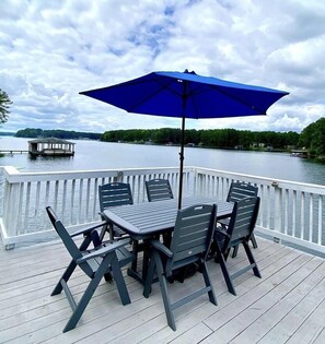 Sundeck seating with umbrella