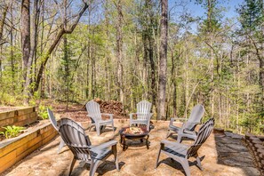 Fire pit perfect for summer s'mores