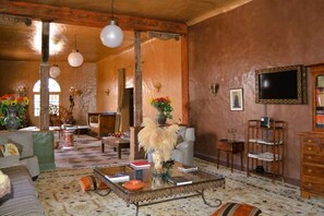 Salon / Living room