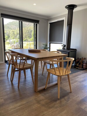 Dining for six