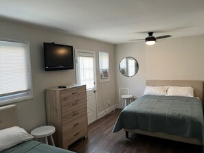 Bedroom (1)