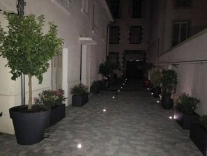 Enceinte de lâhĂ©bergement