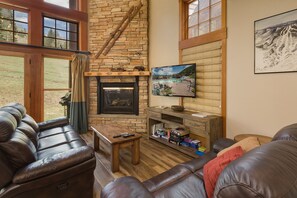 Main Living Space - Gas Fireplace and TV