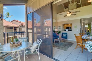 Dine in your private lanai