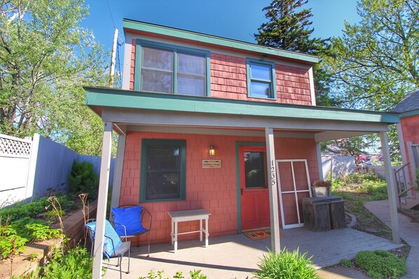 Driftwood Cottage Exterior