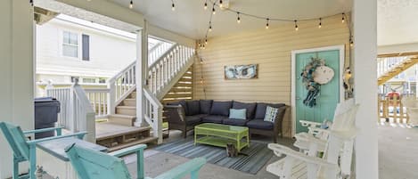 Living area under house in the shade!