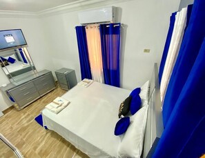 Habitacion Principal Con aireacondicionado / Main Room with AC