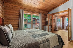 King Bed | Soft Linens | Wood Beams