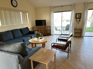 Cozy and spacious living room