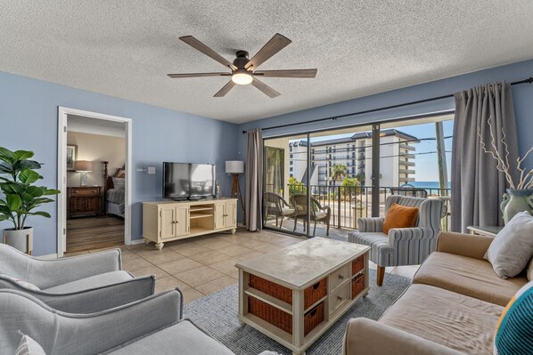 Welcome to Edgewater Villa #3312. Enjoy spacious living room with Beach View. You'll love it and may never want to leave