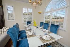 Stunning dining room. 