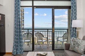 One guest reviewed "Very charming. The views are spectacular, and this rental had everything we needed. "