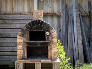 ・[Pizza oven] Experience making a pizza oven! Make your own original pizza with the whole family