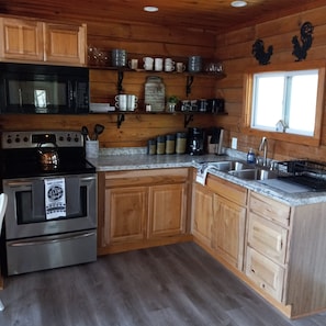 fully stocked kitchen 