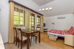Living and dining room