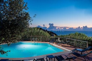 Pool, Scenic View