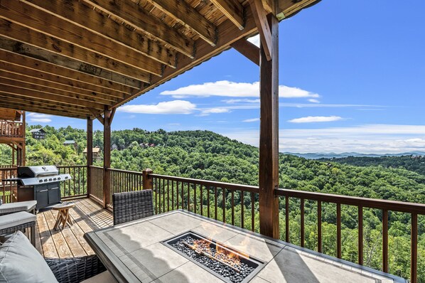 Fire Pit on Deck