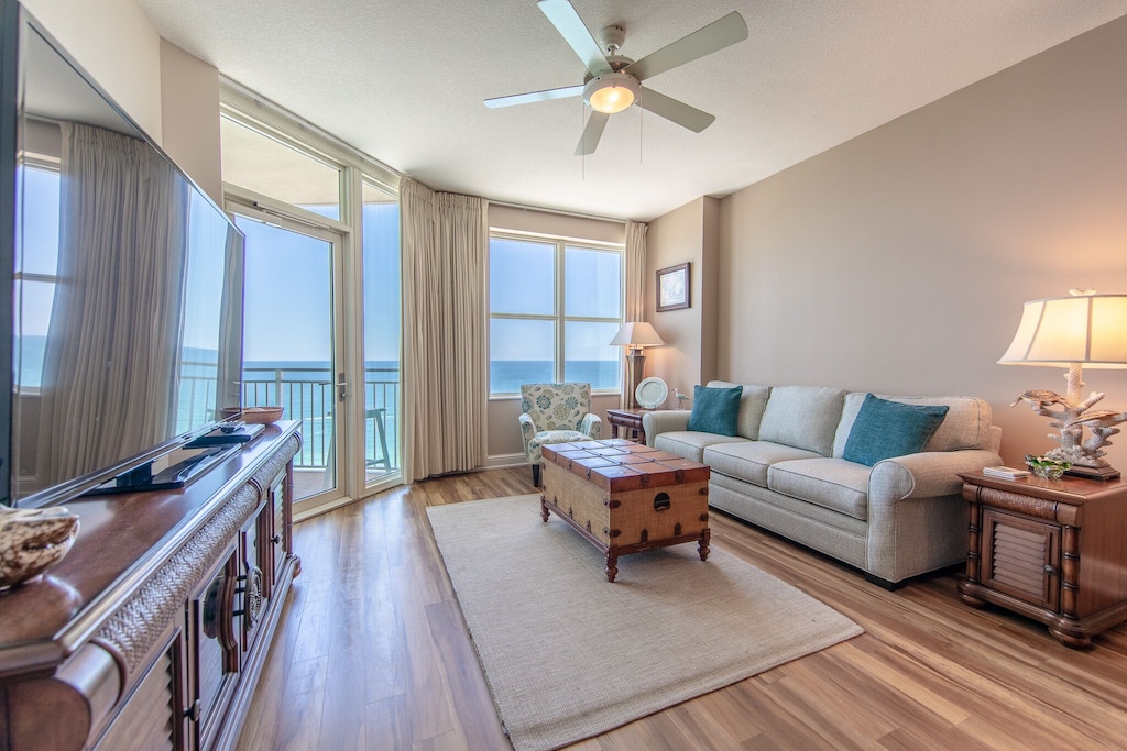 Aqua, Panama City Beach Vacation Rentals: condo and apartment rentals ...