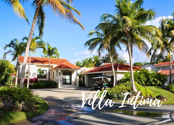 “Villa Intima” is a newly renovated villa in Dorado beach East community