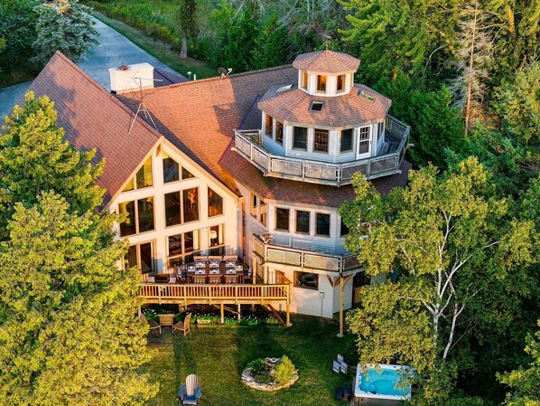 Hammarstrom House