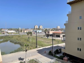 Road, Outdoors, City, Building, Urban