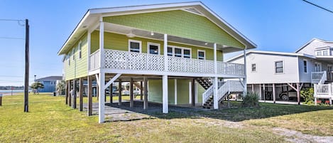 Topsail Beach Vacation Rental | 4BR | 2BA | Stairs Required | 1,178 Sq Ft