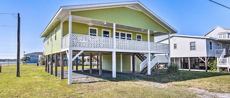 Topsail Beach Vacation Rental | 4BR | 2BA | Stairs Required | 1,178 Sq Ft